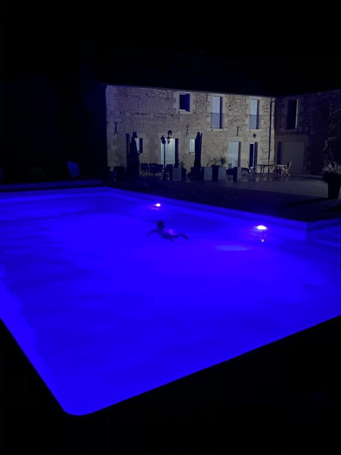 Loveyou Villalunoterie Futuroscope Piscine Spa 4Pers Oyre ภายนอก รูปภาพ